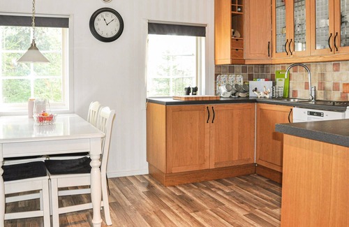 Molkom House | Look forward to a wonderful vacation in this inviting vacation home.