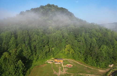 Heidelberg Cabin | Look Up. Relax. Repeat at Stargazer Cabin