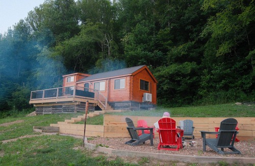 Heidelberg Cabin | Look Up. Relax. Repeat at Stargazer Cabin