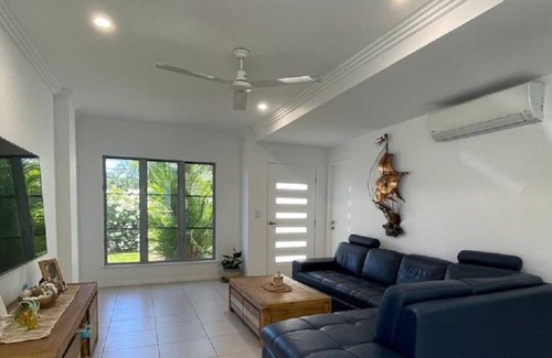 Bingil Bay House | Looking for a relaxing getaway just a stone’s throw from the beach?