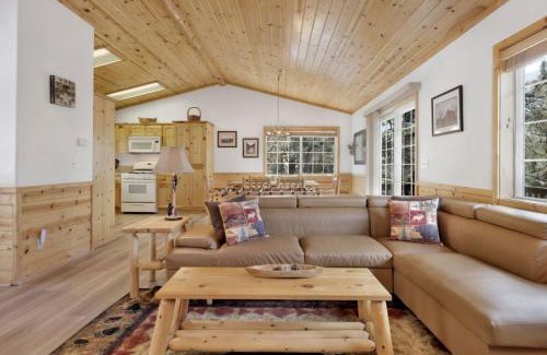 Whispering Forest House | Lookout Lodge #2128 by Big Bear Vacations