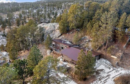 Custer House | Lookout Lodge