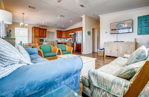 Long Beach Estates House | Lookout On Long Beach: Discover Serenity at Your Private Waterfront Sanctuary, Amazing Sunset Views!