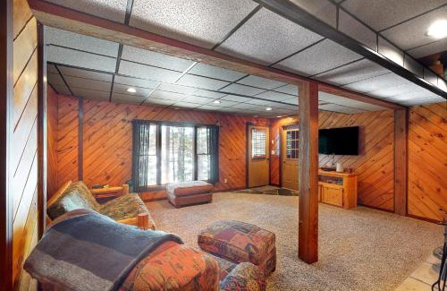 Mercer House | Loon's Landing