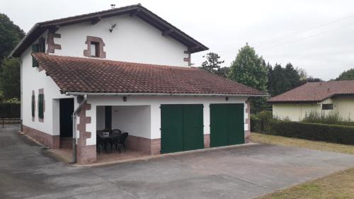 Garzain House | LOPENEA
