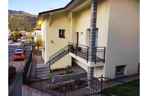 Albate House | LORA GIUSTA GUEST HOUSE