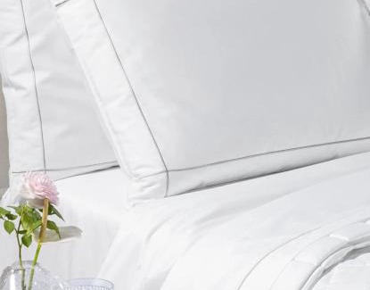 Albate Apartment | Lora rose suite ,free parking, self check in,2