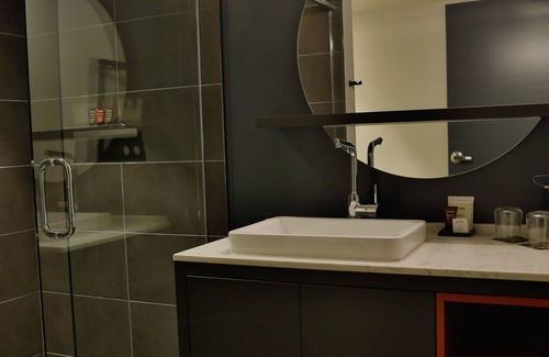 Stillwater Hotel | Lora