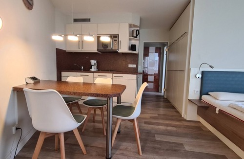 Duhnen Apartment | Lord Nelson App.720-43m² vacation apartment in Döse, close to the beach, swimming pool and sauna