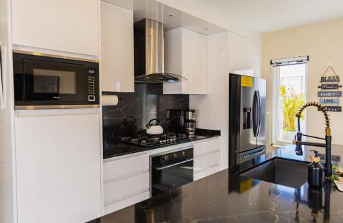 San Nicolas Zuid House | Lord's Suites