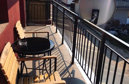 Floresti Apartment | Loren Apartament
