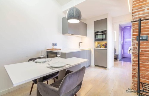 Toulouse City-Centre Apartment | Lorraine - Vue St-Sernin - Hypercentre - Capitole