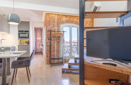 Toulouse City-Centre Apartment | Lorraine - Vue St-Sernin - Hypercentre - Capitole