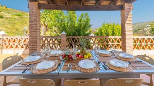 El Borge House | Los Almendros de Manuela El Borge by Ruralidays