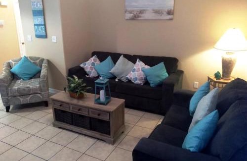 South Padre Island Apartment | Los Cabos II #1 Mid-island 2-3 minute walk beach access