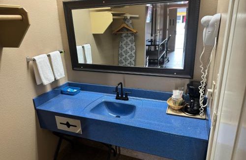Los Fresnos Hotel | Los Fresnos Inn and Suites