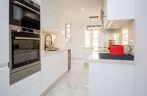 Castillo de la Duquesa Apartment | Los Granados 1211
