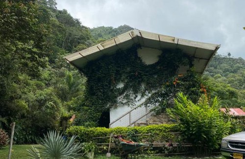La Vega House | Los Naranjos Hostal