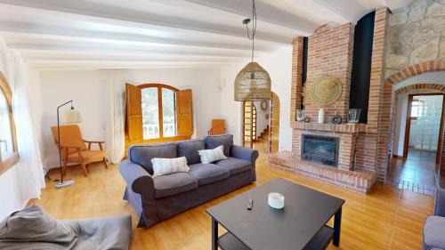 L'Ampolla House | Los Olivos