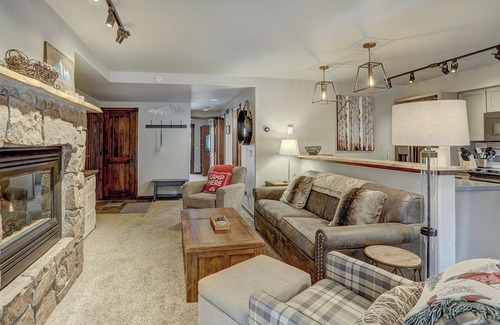 Four O'Clock Condo | Los Pinos by Breckenridge Resort Managers