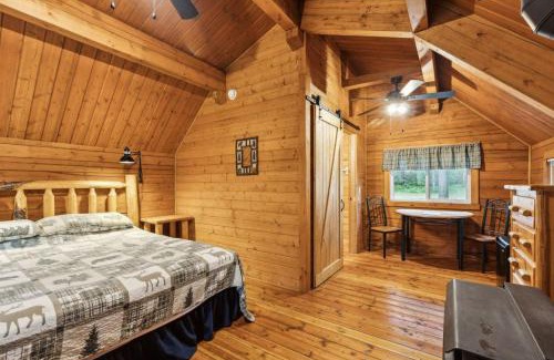 Grantsdale House | Lost Horse Lodge King Cabin 18