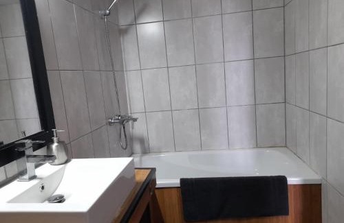 Cais do Galego House | Lost in Thyme