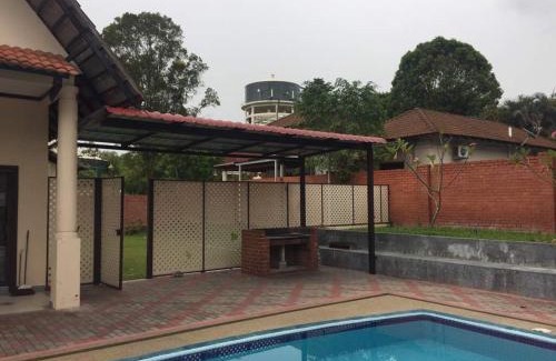 Alor Gajah House | Lot 1281, Villa D'Amour