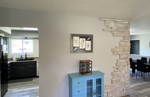 Maryland Heights House | Lots of Space! Central to St Charles and STL. Newly Remodeled. Large Backyard!