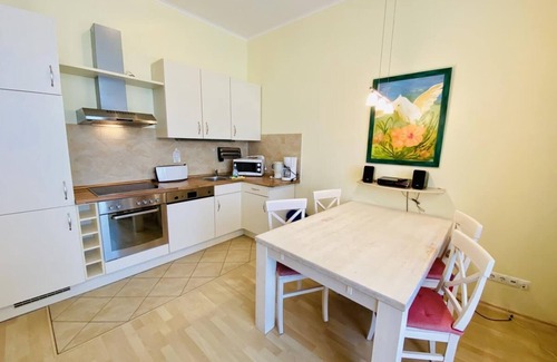 Hohe Dune Apartment | Lotsenhaus, Ostseewelle, close to the beach