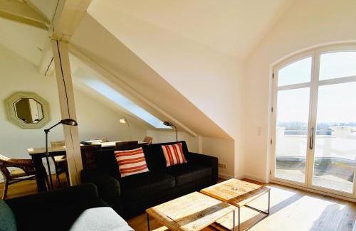 Hohen Niendorf Apartment | Lotte im Schloss