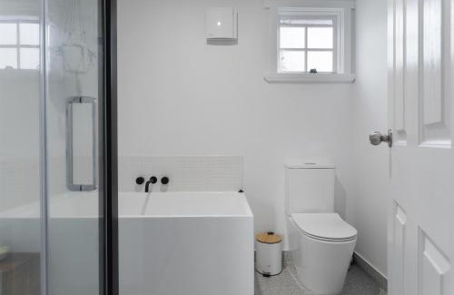 West Launceston House | Lotti's Cottage, West Launceston