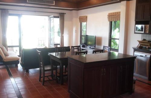 Ko Chang Villa | Lotus 2 Bedroom Beachfront Villa with private pool