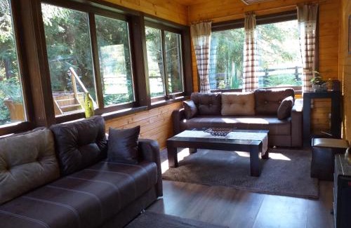 Joseni House | Lotus chalet