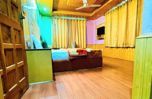 Aleo Hotel | Lotus Cottages Manali