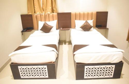 Hadapsar Hotel | Lotus Excutive