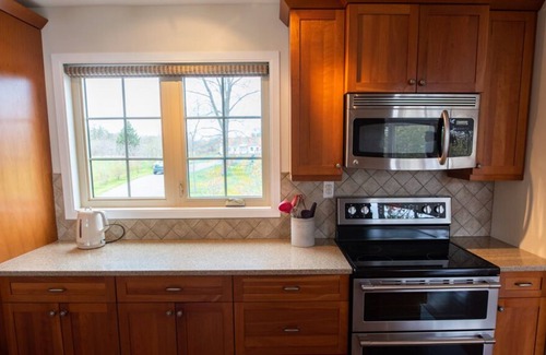 Cressy Cottage | Lotus Lakehouse on Prinyers Cove