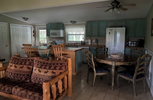 Floral City Cottage | 'Lotus Point' Lake House Getaway on Four Rustic Acres