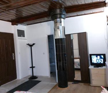 Adancata House | Lotus