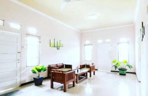 Palembang Villa | Lotus Villa Palembang