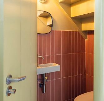Centrale Markt House | Lotz - one-of-a-kind boutique center suite