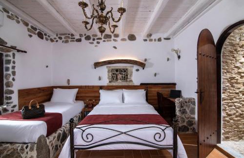 Vizari Villa | Lotzetta Suites by Estia