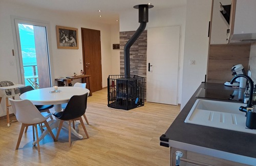 Pontis House | Lou Montagnard is an unforgettable place, calm, warm and restful.
