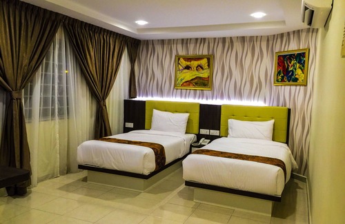 Larut Hotel | Louis Hotel
