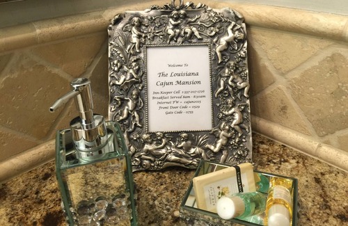 Youngsville Bed & Breakfast | Louisiana Cajun Mansion