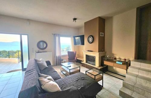Chalcis Apartment | Loukissia Villa Mare
