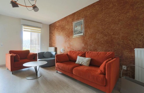La Fuye-Velpeau Apartment | Lounge T3# garedeTours #standing
