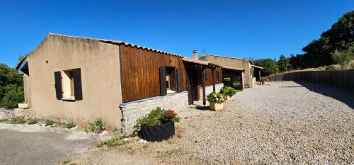 Saint-Michel House | Louserreenlarzac