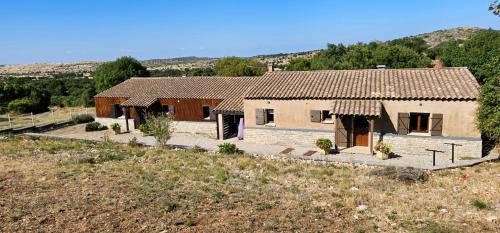 Saint-Michel House | Louserreenlarzac