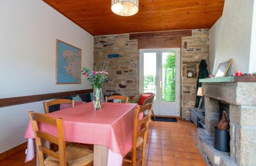 Plomodiern House | Loustic