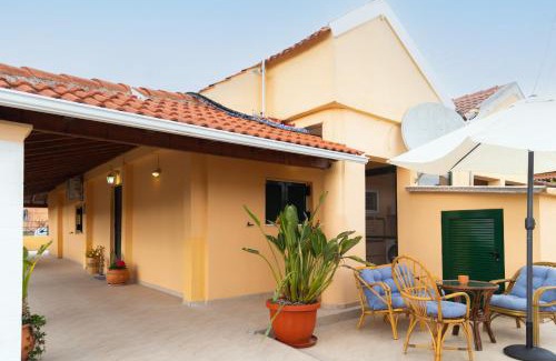 Petriti House | Loutra Holiday House